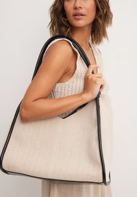 NA-KD Torba za nakupovanje - cream black