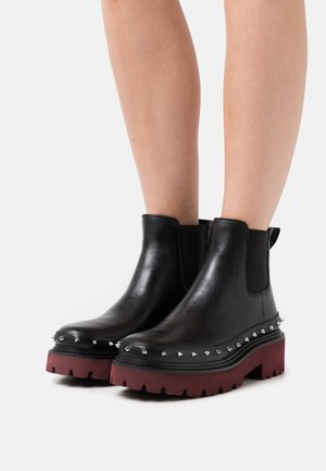 Pinko, Bottines à plateau - black