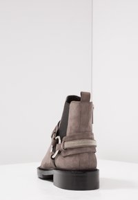 Steffen Schraut Botines bajos - grey