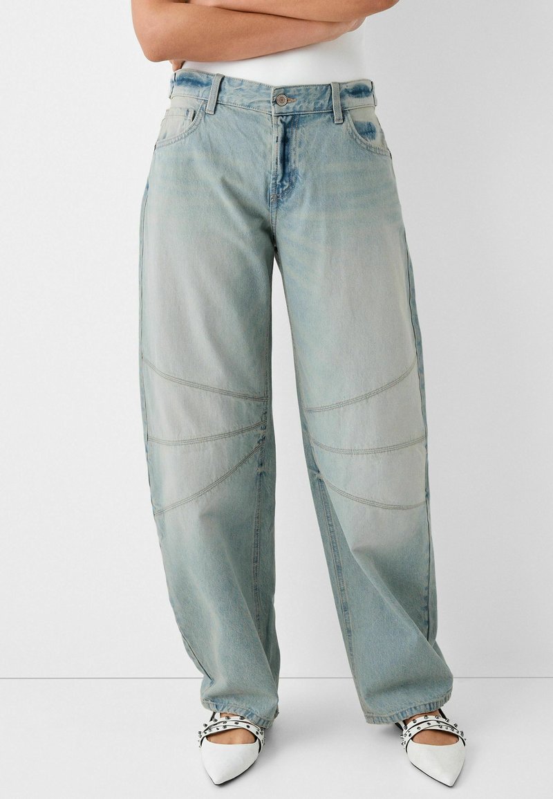Bershka BALLOON - Jeans Relaxed Fit - light blue/hellblau - Zalando.ch