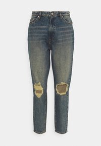 Granatowe dżinsy o wysokim stanie z przetarciami na obu kolanach, z efektem wyblakłego denimu.