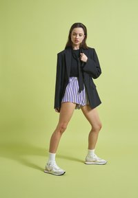 Voile Blanche STORM - Trainers - weiß rosa