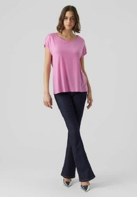 Vero Moda VMAVA PLAIN - T-shirts basic - cyclamen