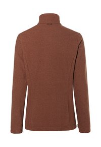 Giacca in pile marrone con colletto alto, maniche lunghe e una texture liscia. Presenta un taglio pulito e moderno con dettagli di cucitura discreti.