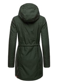 Veste verte à capuche avec une taille ajustable, dotée de manches longues et d'une coupe droite. Fabriquée dans un tissu lisse et durable.