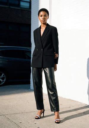 Buffalo, Sandali con tacco - black mermaid