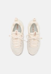 Nike Performance FREE METCON 6 - Tenisice za trening - pale ivory/metallic red bronze/guava ice/sail/phantom/light orewood brown