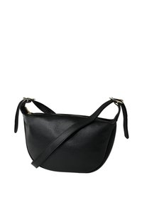 Zwarte leren schoudertas met een gestructureerde afwerking, ritssluiting en twee verstelbare schouderbanden. Compacte, ronde vorm met gouden accenten.