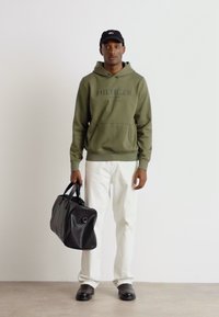 Tommy Hilfiger HOODY - Mikina - green