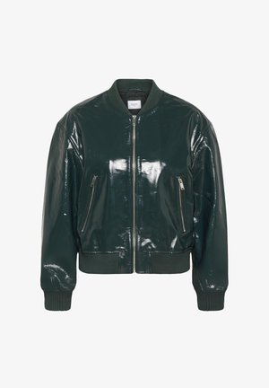 Sötétzöld, fényes műbőr bomber dzseki bordázott gallérral és mandzsettával, két cipzáros elülső zsebbel és cipzáras záródással.