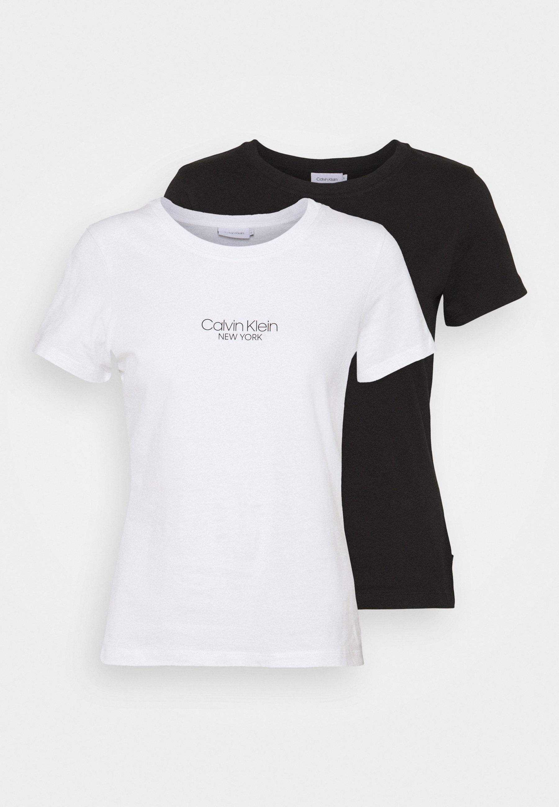 Descubrir 68+ imagen slim fit calvin klein t shirt Thptnganamst.edu.vn