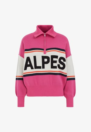 Różowy sweter z dzianiny o wysokim dekolcie, z pół-zamkiem i wyraźnym napisem "ALPES". Wzór w paski z pomarańczowymi, czarnymi i białymi akcentami.