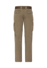 Khaki-Cargo-Hose mit geradem Bein, zwei seitlichen Taschen und zwei Gesäßtaschen, ausgestattet mit einem stabilen Bund und einem strukturierten Gürtel.