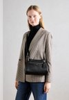 Geantă crossbody - black