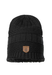 Czarna dzianinowa czapka beanie z teksturowanym wzorem, z podwiniętym mankietem i futrzanym wykończeniem. Posiada niewielką skórzaną naszywkę z logo z przodu.