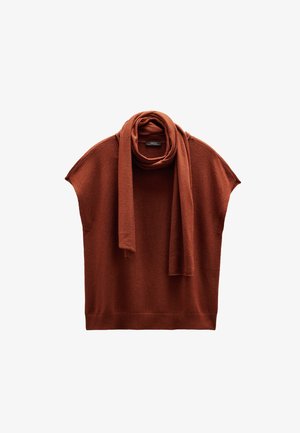 Niebieski sweter z krótkim rękawem w kolorze rdzy, z wysokim, luźno opadającym dekoltem oraz pasującym szalikiem. Miękka tekstura, żeberkowy dół i luźny krój.