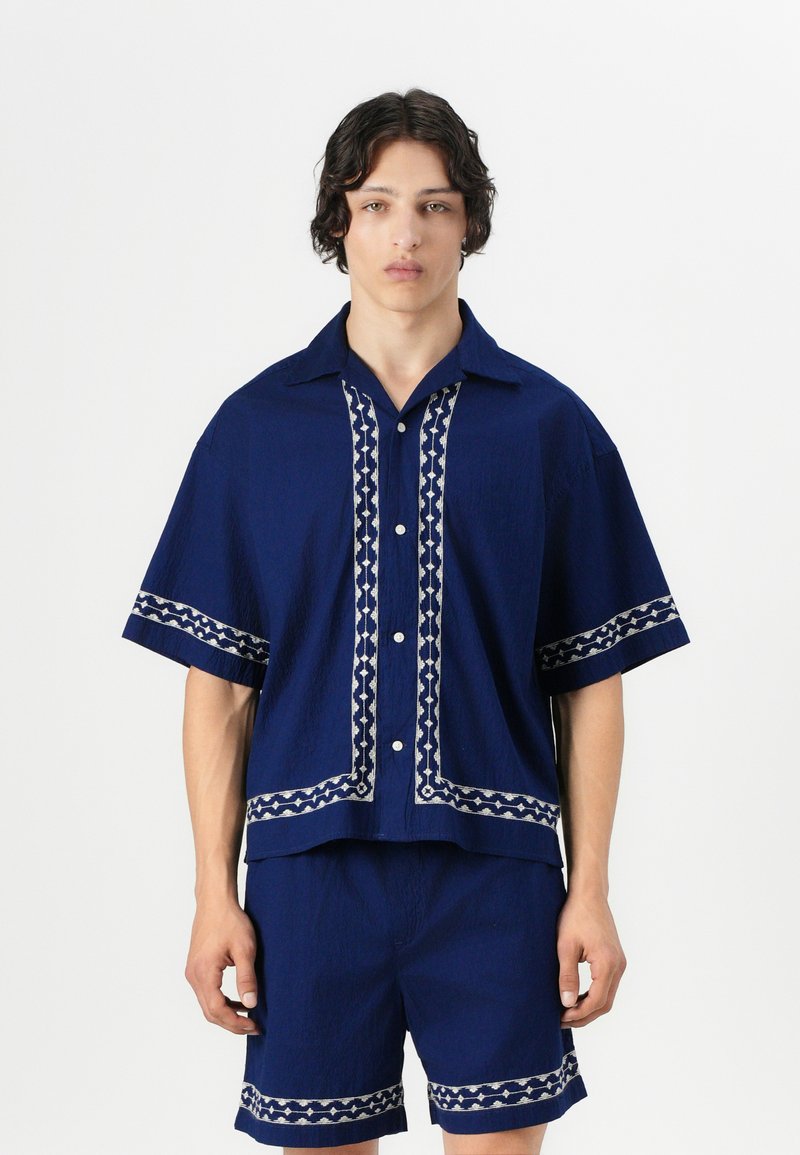 Jack & Jones - JORDIA CRINKLE RESORT SHIRT - Camicia - ocean cavern, Ingrandire