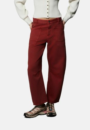 DOUBLE POCKET BARREL - Széles szárú - brick red