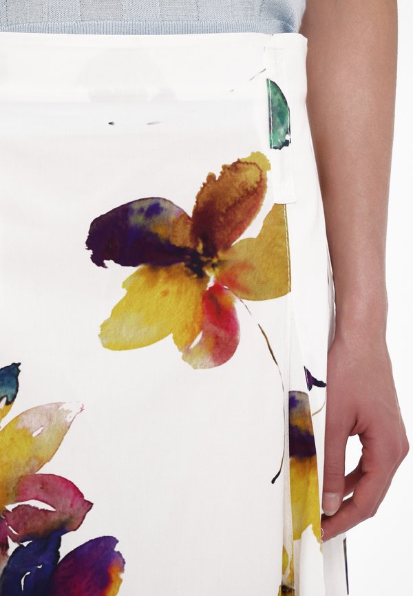 METEORA - Maxi skirt - ivory3