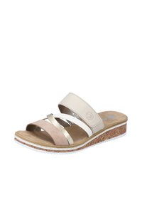 Platte slipper met een gevoerde kurken zool. Heeft beige, witte en metallic gouden banden in een gelaagd ontwerp. Zachte suède-achtige textuur.