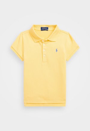 Gul polo-shirt med korta ärmar, tvåknappsslutning, ribbat krage och blå broderad logotyp på vänster bröst. Bomullsmaterial.