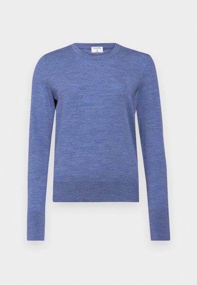 Blå långärmad tröja i mjukt material. Har en rundad krage och en något ribbad nederkant. Slät textur med ett subtilt melerat mönster.