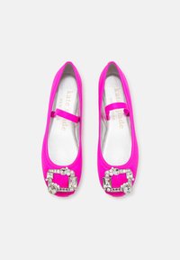 kate spade new york RENATA MARY JANE BALLET FLAT - Sabrinas com tira no tornozelo - vivid snapdragon