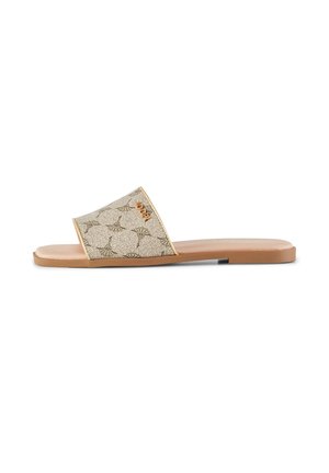 Slide-sandalen met een beige gevlochten bovenkant met een sterrenpatroon, gouden afwerking en een gladde bruine binnenzool op een platte rubberen zool.
