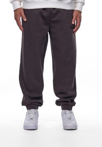 Dropsize EMBO V2  - Jogginghose - washed black