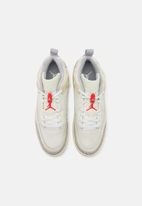 Jordan JORDAN SPIZIKE - Tenisice - sail/university red/coconut milk/sandstone/smoke grey