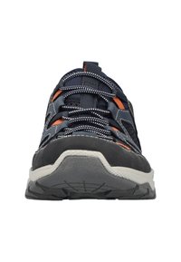 Thumbnail Image 9