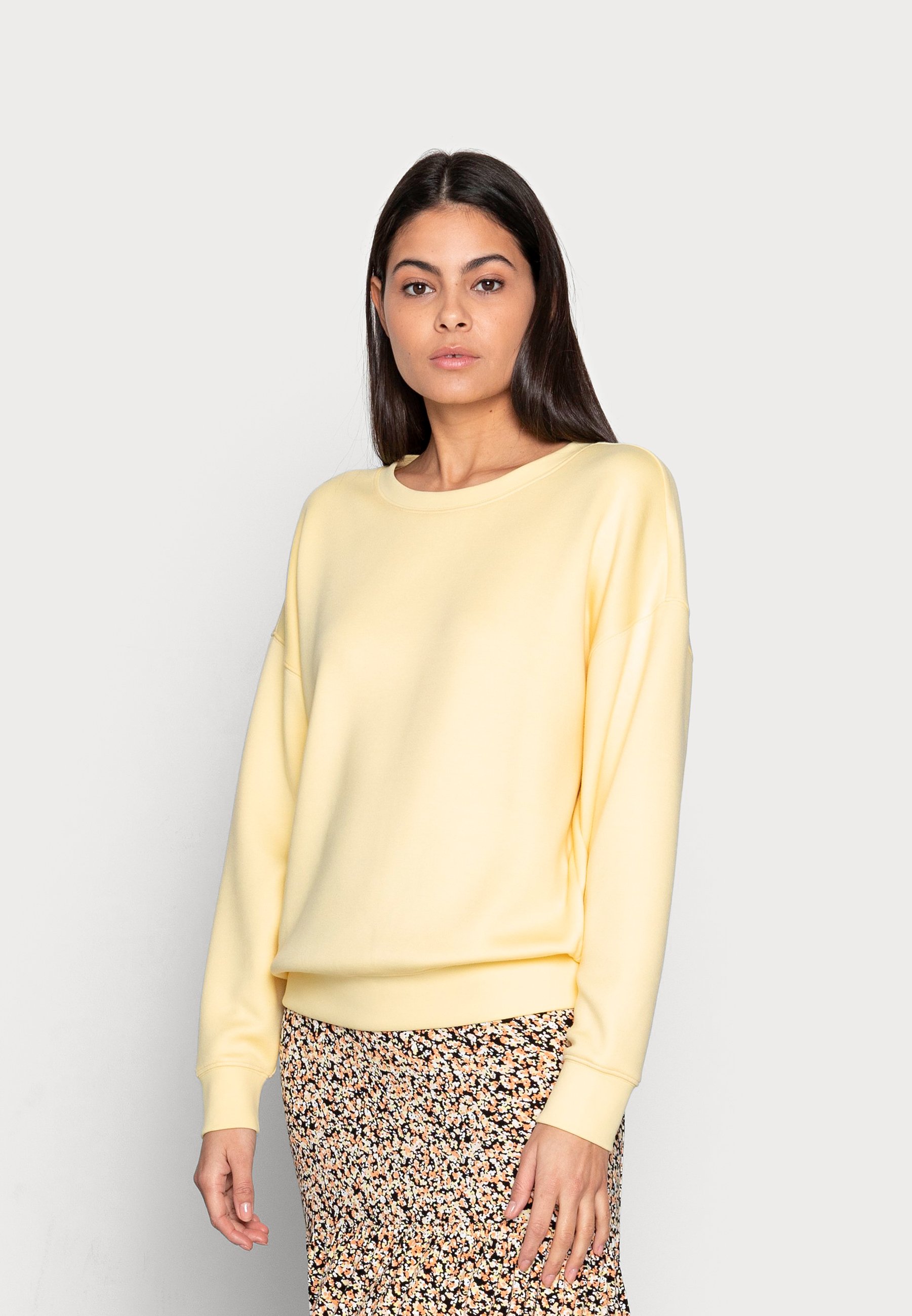 moss copenhagen sweater