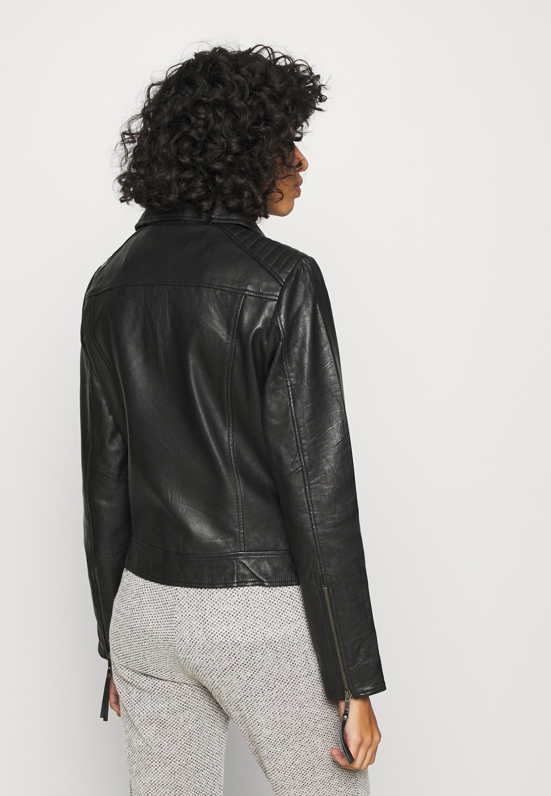 VIGABRIELLAS BIKER JACKET Leren jas black VIGABRIELLAS BIKER JACKET Leren jas black