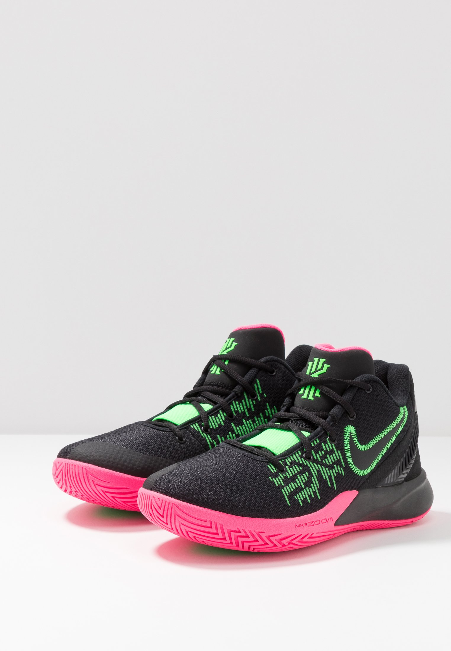 pink kyrie flytrap