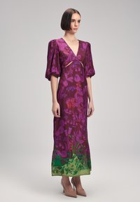 adL V-NECK CUT- OUT DETAILED - Maksimekko - printed damson
