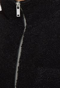 Lindbergh Chaqueta de invierno - black