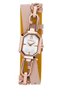 L'orologio Furla presenta una cassa ottagonale in oro rosa, un quadrante bianco, un cinturino in pelle rosa e dettagli in catena con una fodera interna gialla.
