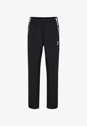 Zwarte sportieve broek met een elastische tailleband, twee zijzakken, witte strepen en een klein logo op de voorkant. Gladde stoftextuur.