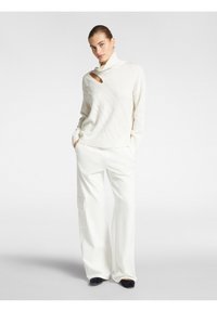 Elena Mirò CON PAILLETTES E DETTAGLIO CUT OUT - Maglione - bianco