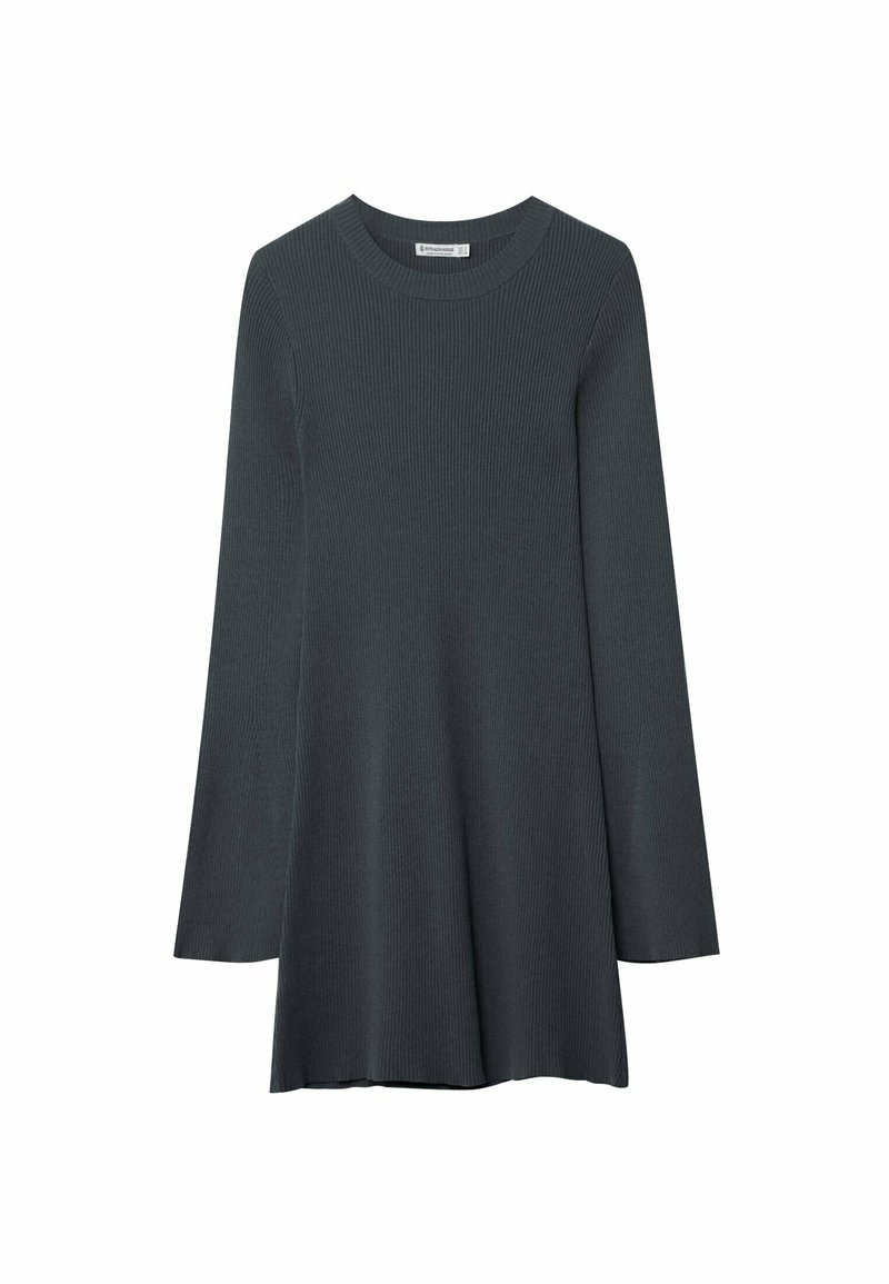 Dunkelgraues, geripptes Kleid mit Rundhalsausschnitt und langen Ärmeln, das sanft von der Taille aus ausladet. Weiche Textur und elegantes Design.
