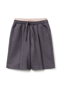 Pantaloncini grigi su misura con una cintura elastica rosa, dotati di coulisse, tasche laterali e un design ampio a gamba dritta.