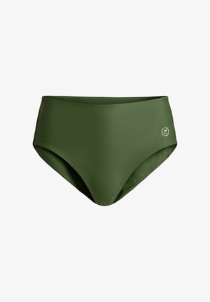 Slip bikini verde oliva a vita alta con un piccolo logo circolare bianco sull'anca destra su sfondo bianco.