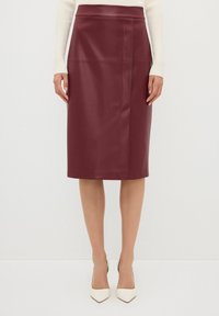 adL Kynähame - claret red
