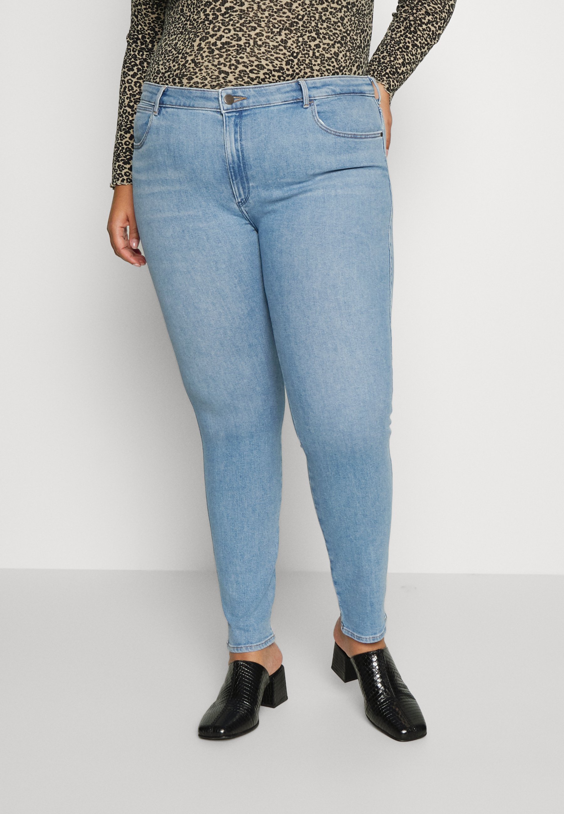 Wrangler SKINNY - Jeans Skinny Fit - in 