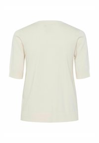 Maglietta bianca a maniche corte in maglia con collo rotondo e polsini a costine. Texture liscia e fit rilassato, mostrata dalla prospettiva posteriore.