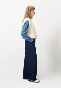 FRNCH NAGIA - Pullover - creme