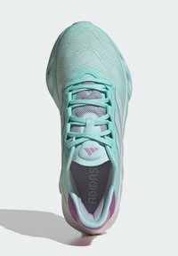 adidas Performance SWITCH FWD 2.0 - Hardloopschoenen voor op de weg - semi flash aqua   cloud white   preloved purple