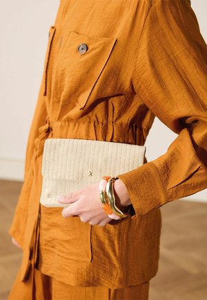 Manfield, Clutch - beige