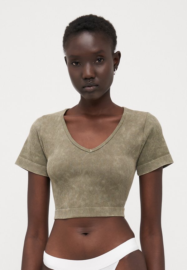 ONLLEA SEAMLESS STONE V NECK  - Undershirt - mermaid