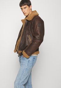 Belstaff WILDER JACKET - Kožnata jakna - ebony/dark sandstone